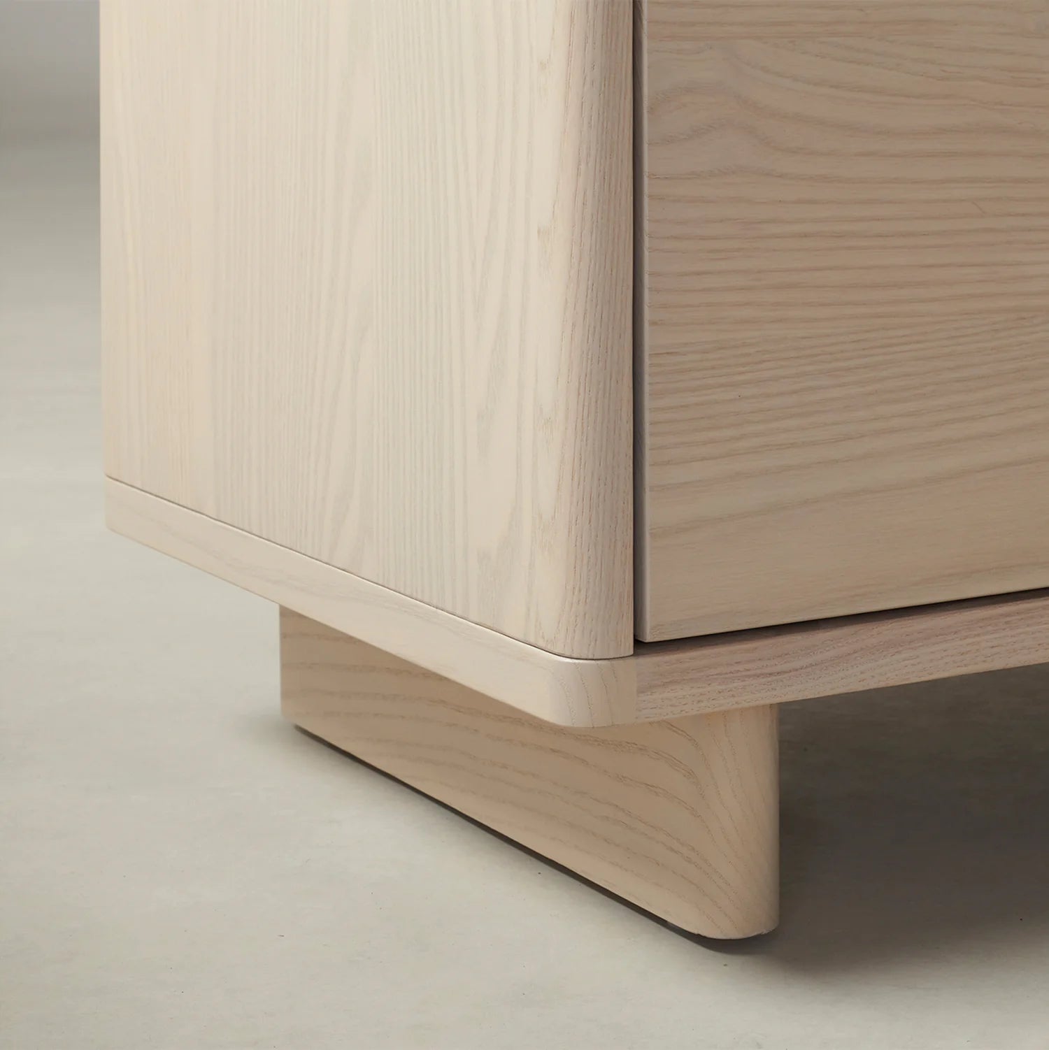 The Clinton 5-Drawer Dresser